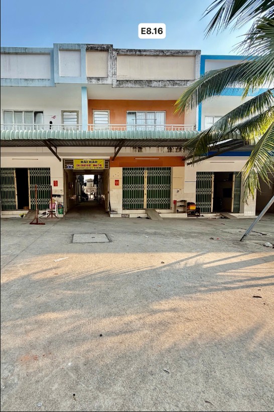 BÁN DÃY TRỌ NGAY TRONG LÒNG KHU CHUYÊN GIA TẠI BÀU BÀNG