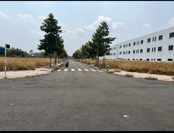 Bán đất giá tốt tại khu nhà ở Nam Long 2